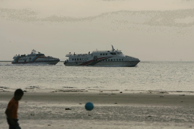 В Индонезии пропало судно с 200 пассажирами