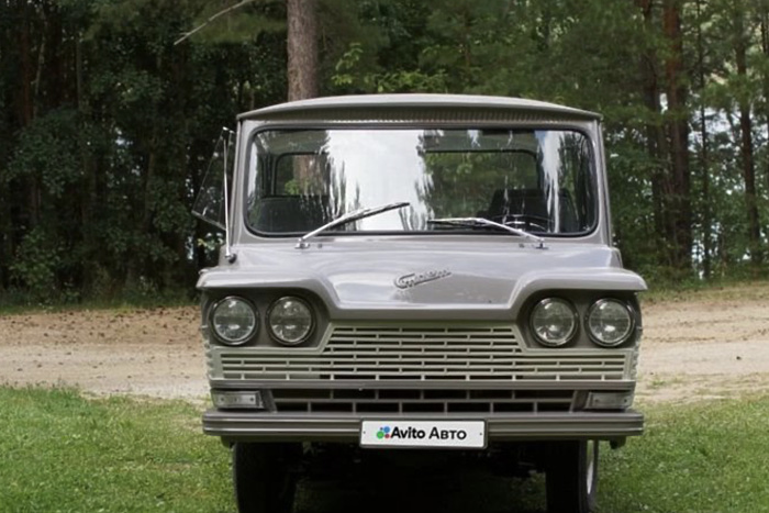 Машину, как из «Кавказской пленницы», продают в Екатеринбурге