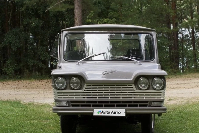 Машину, как из «Кавказской пленницы», продают в Екатеринбурге