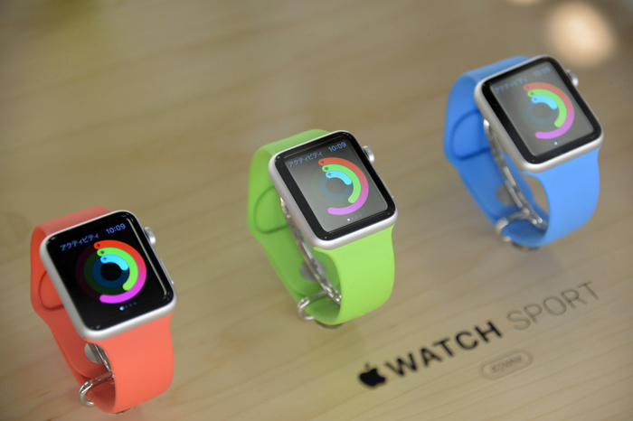 В России цена на флагманскую модель Apple Watch приблизилась к 2 млн рублей