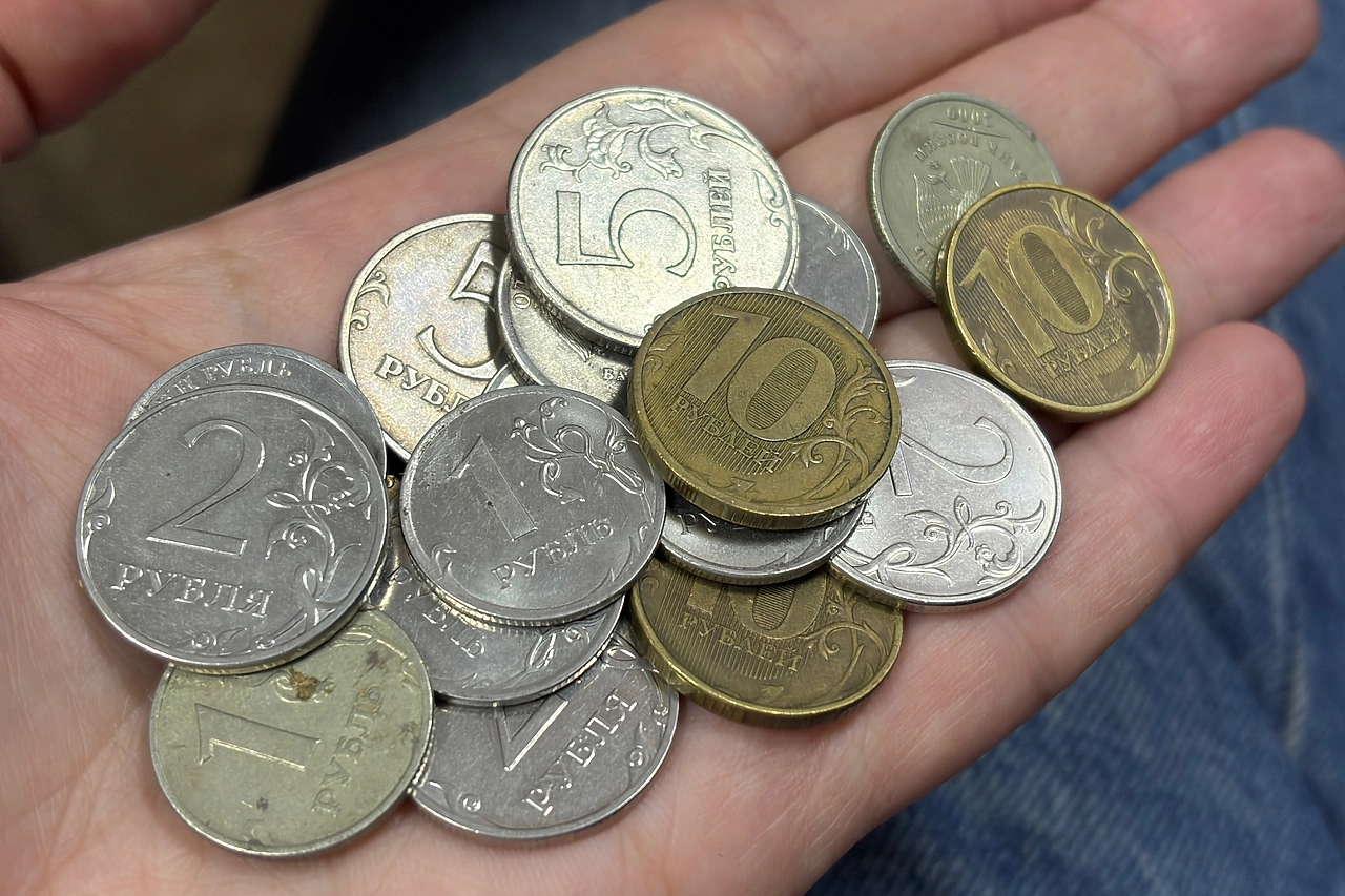 Свердловчане массово начали избавляться от монет