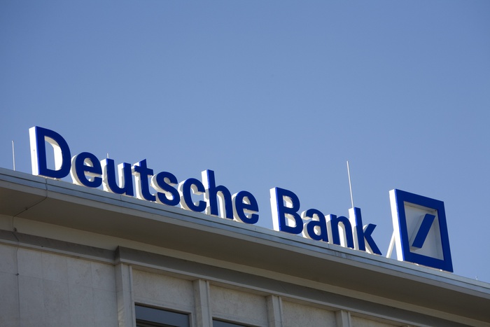 Deutsche Bank по ошибке перевел клиенту $6 млрд
