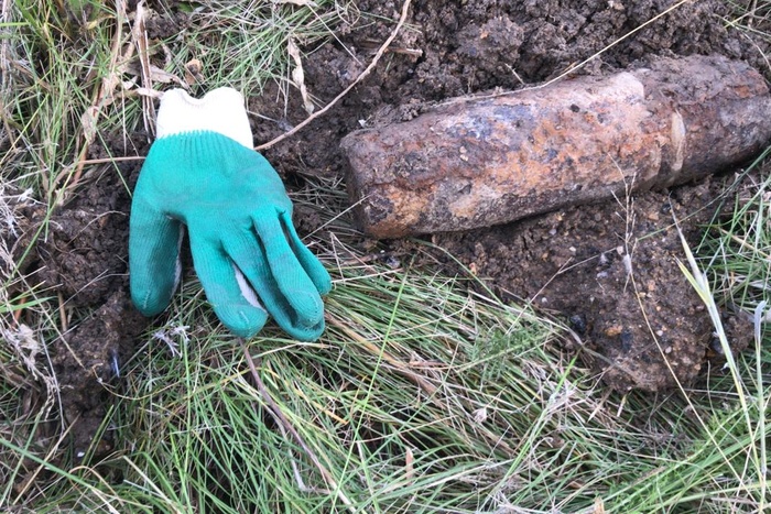 В Свердловской области вблизи железной дороги найден снаряд
