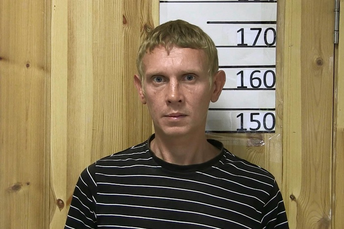 Прохожий в Екатеринбурге задержал грабителя, сорвавшего золото с пенсионерки