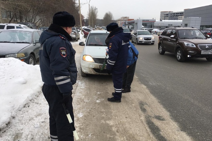 ГИБДД Свердловской области устроит облаву на водителей