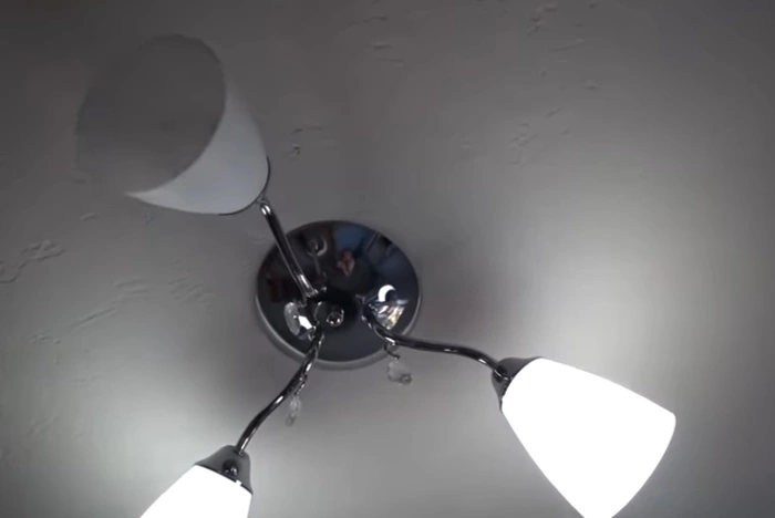 Куйвашев разработал план по снижению тарифов на электричество