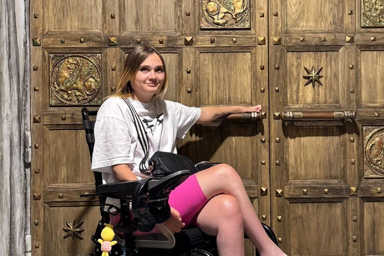 Состояние свердловчанки, впавшей в кому в Таиланде после удаления зуба, ухудшилось