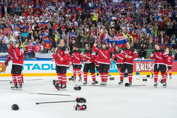 Сборная будет разбирать инцидент с уходом игроков до исполнения гимна Канады