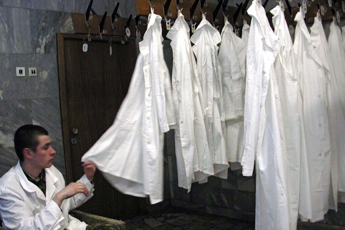 В Карпинске готовятся к сокращению около 300 работников местной больницы