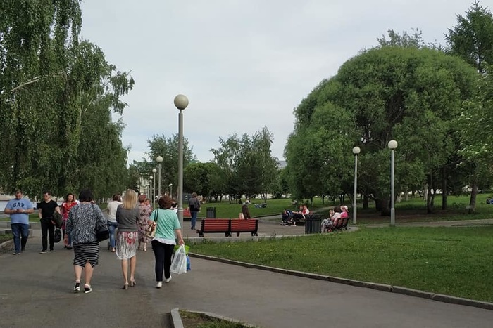 Больше половины россиян знают о борьбе екатеринбуржцев за сквер