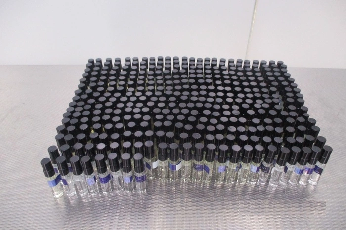 38 килограммов парфюмерии: женщина с двумя чемоданами духов была остановлена в Екатеринбурге