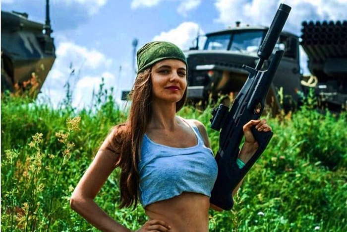 Пресс-секретарь Сергея Шойгу с модельной внешностью «переходит на другую работу»