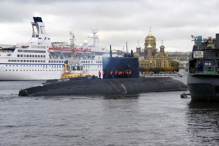 https://vk.com/mil Минобороны России Испытания дизель-электрической подводной лодки проекта 636.3 «Петропавловск-Камчатский»