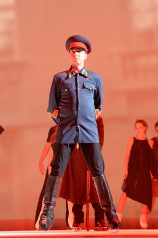 Алексей Урманов в ледовом шоу "Принцесса Анастасия", 2013 год. Фото globallookpress.com