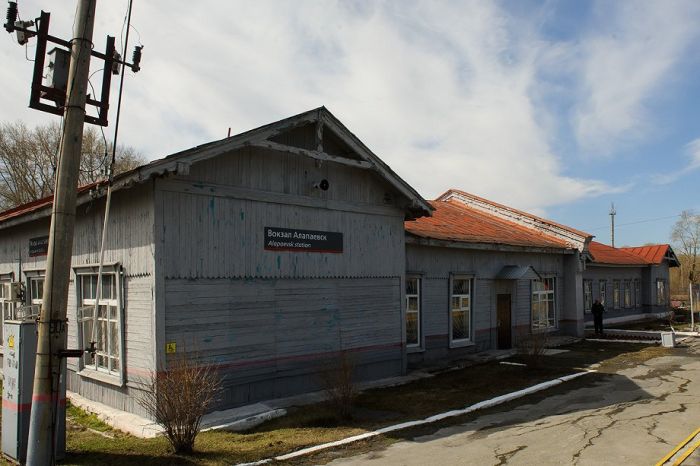 Железнодорожный вокзал Алапаевска, являющегося частью Императорского маршрута Свердловской железной дороги. Фото: Дмитрий Часовитин/Uralweb.ru