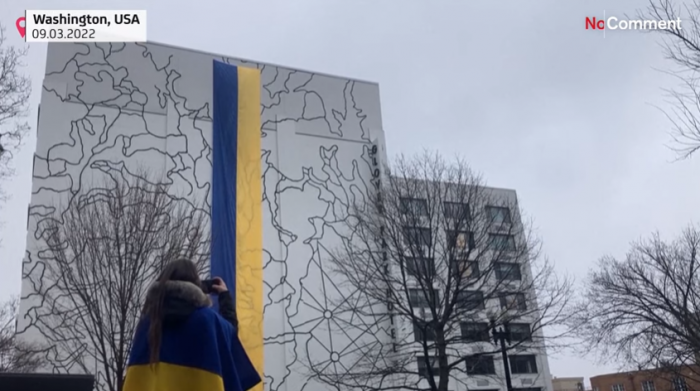 Колумнист RT DE: Украина — это ловушка США для «европейского курятника»
