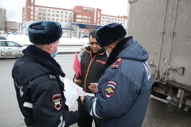 Система по поиску угнанных машин и автомобилей-двойников «Паутина» запущена в Свердловской области