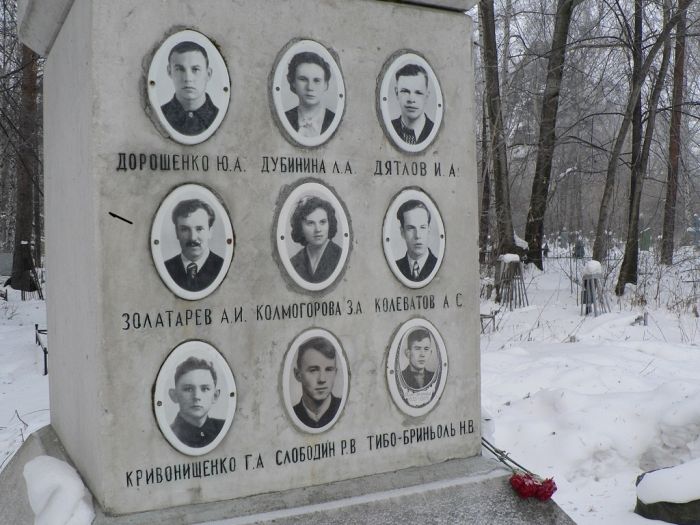 Так памятник на могиле дятловцев выглядел в феврале. Фото: личная страница Алексея Коськина в соцсети vk.com
