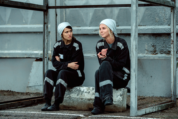 Любовь Аксенова и Линда Лапиньш. Фото: предоставлено пресс-службой Иви и START