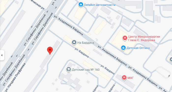  Значком Google Maps обозначили дом по улице Серафимы Дерябиной, 43/2. При запросе на указание дома №43 ничего не меняется - значок остается на прежнем месте. Фото: карты Google 