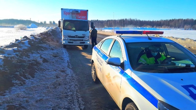 Водитель грузовика «K&Б» из Екатеринбурга задержан пьяным за рулем