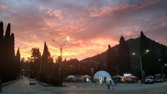 В Новом Афоне, лето 2021 года. Фото: пользователя Nicky из фотоальбомов Uralweb