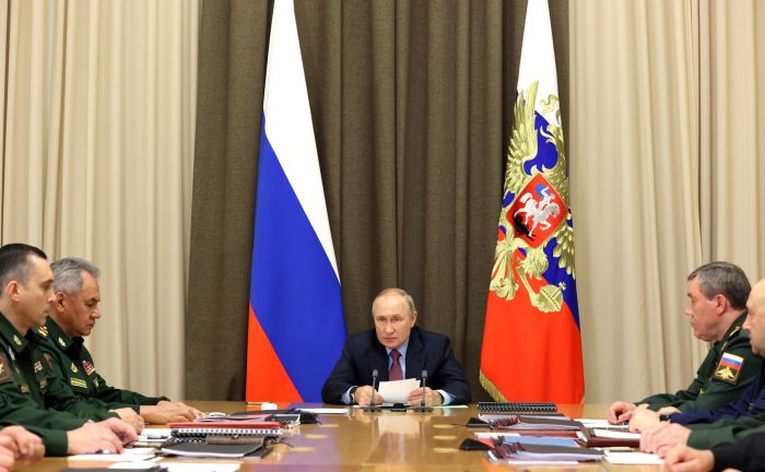 Совещание с руководством Минобороны и предприятий ОПК, ноябрь 2021 года. Фото: kremlin.ru