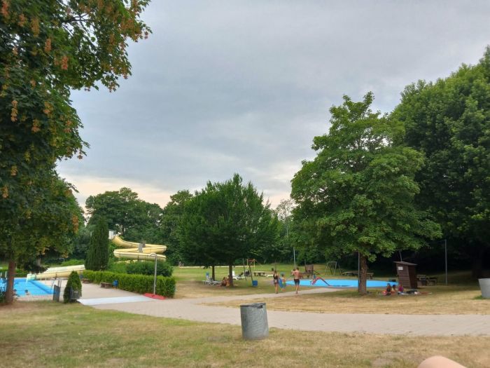 Муниципальный бассейн под открытым небом в Германии. Фото: предоставлено Юлией