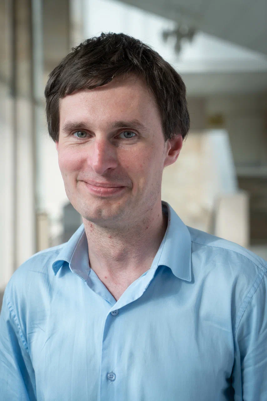 Младший научный сотрудник отдела медицинской химии и токсикологии Института фармации и медицинской химии Пироговского университета Минздрава России Денис Борозденко. Фото: предоставлено пресс-службой  Университета