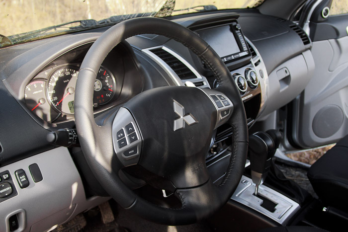 Обновленный Mitsubishi Pajero Sport