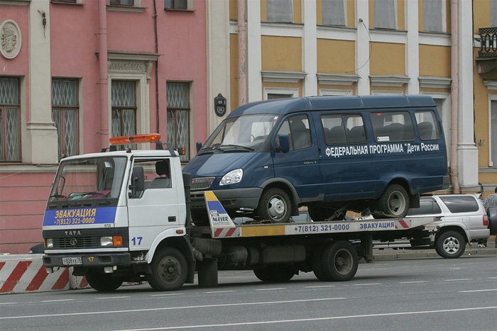 Перевозка и хранение микроавтобусов стоит заметно дороже, чем легковых автомобилей, но тоже имеет четкие тарифы