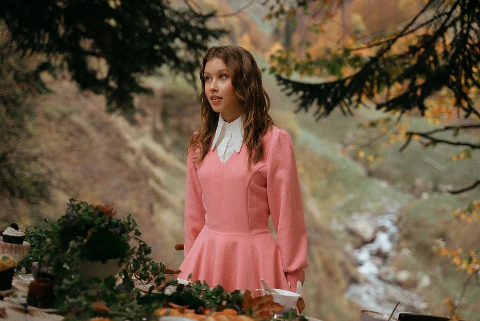 «Алиса в Стране чудес». Рецензия на новую экранизацию знаменитой сказки Льюиса Кэролла