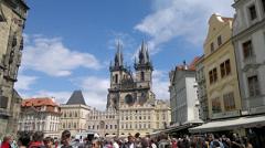 Прага возглавила рейтинг популярности европейских городов у россиян