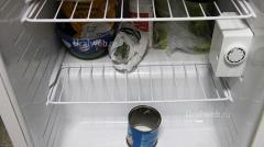 Как уничтожить запах в холодильнике