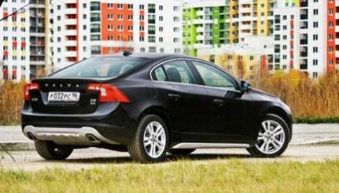 Volvo S60: активный комфорт