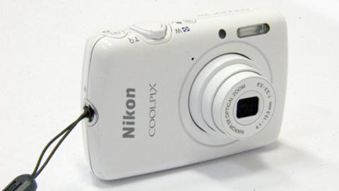 Nikon Coolpix S01