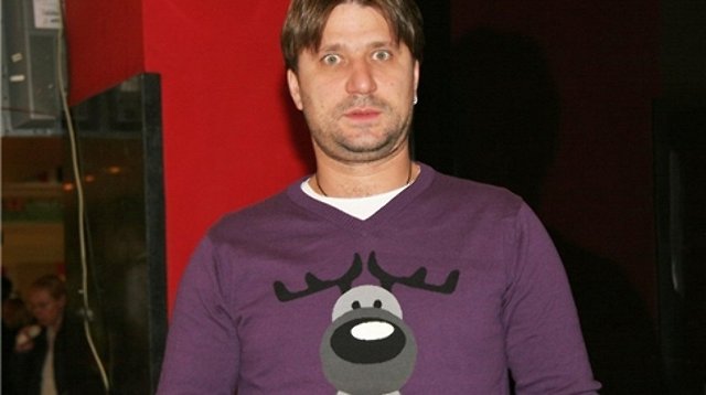 Виктор Логинов (Гена Букин)