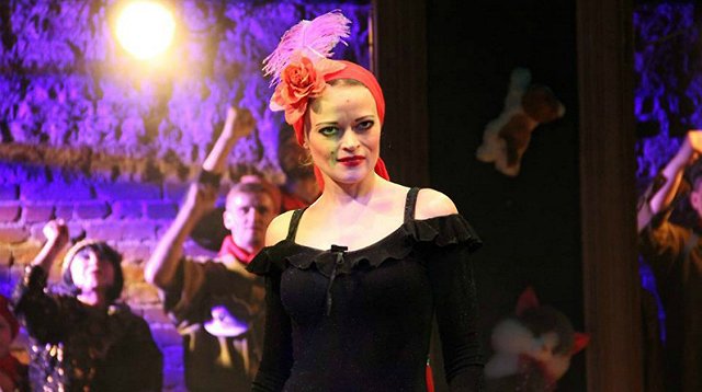 Василина Маковцева: в Каннах я ела овсянку и потеряла платье