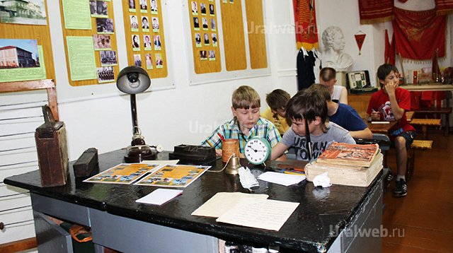 Куда свозить школьников на экскурсию