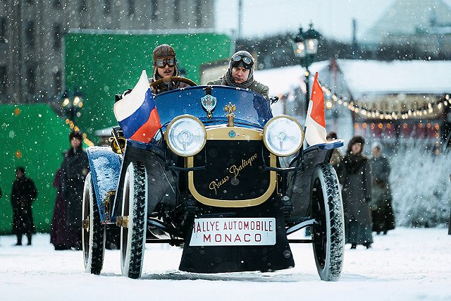 «Битва моторов». Рецензия на спортивную драму с Юрой Борисовым и Иваном Янковским