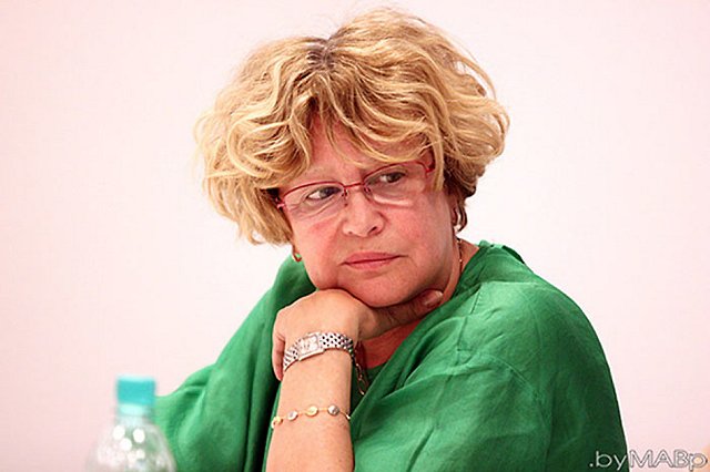 Марина Неелова